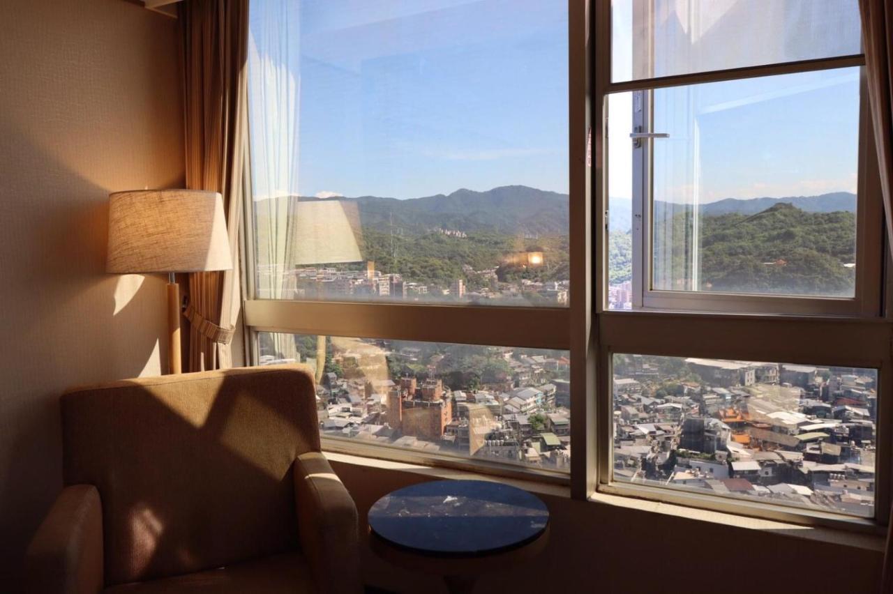 Rhine Inn Keelung Luaran gambar