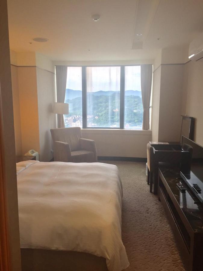 Rhine Inn Keelung Luaran gambar